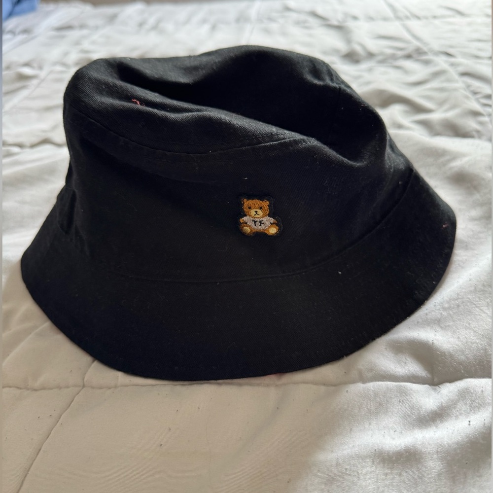 Teddy fresh reversible bucket hat - never worn